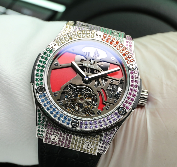 ウブロコピー時計側面デザイン